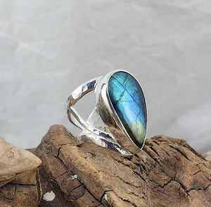 Labradorite Teardrop Filigree Ring - 12x25 OOAK