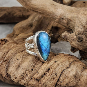Labradorite Filigree Ring - OOAK