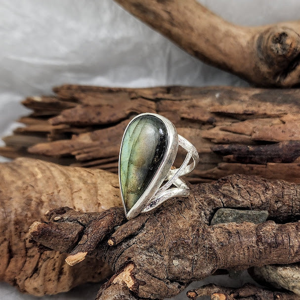 Labradorite Filigree Ring - OOAK