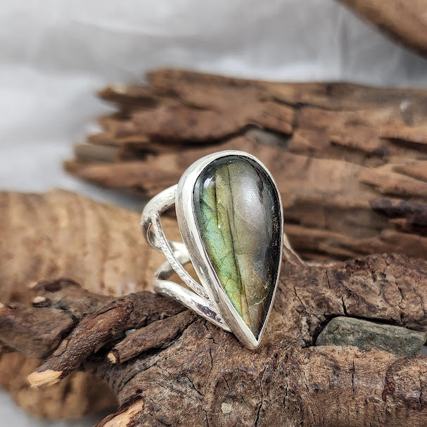 Labradorite Filigree Ring - OOAK