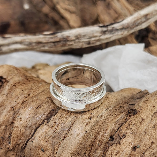 Meditation Ring - Single Spinner