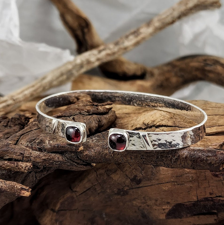 Garnet Hammered Cuff - Adjustable