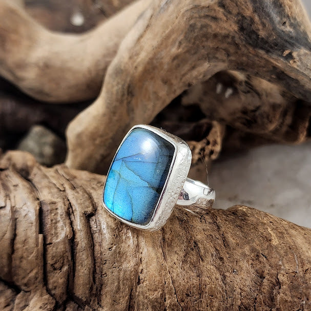 Freeform Rectangle Labradorite Band Ring