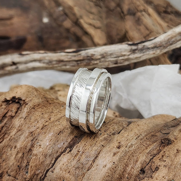 Meditation Ring - Single Spinner