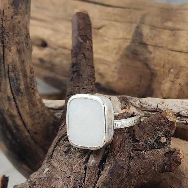 Mother of Pearl Band Ring