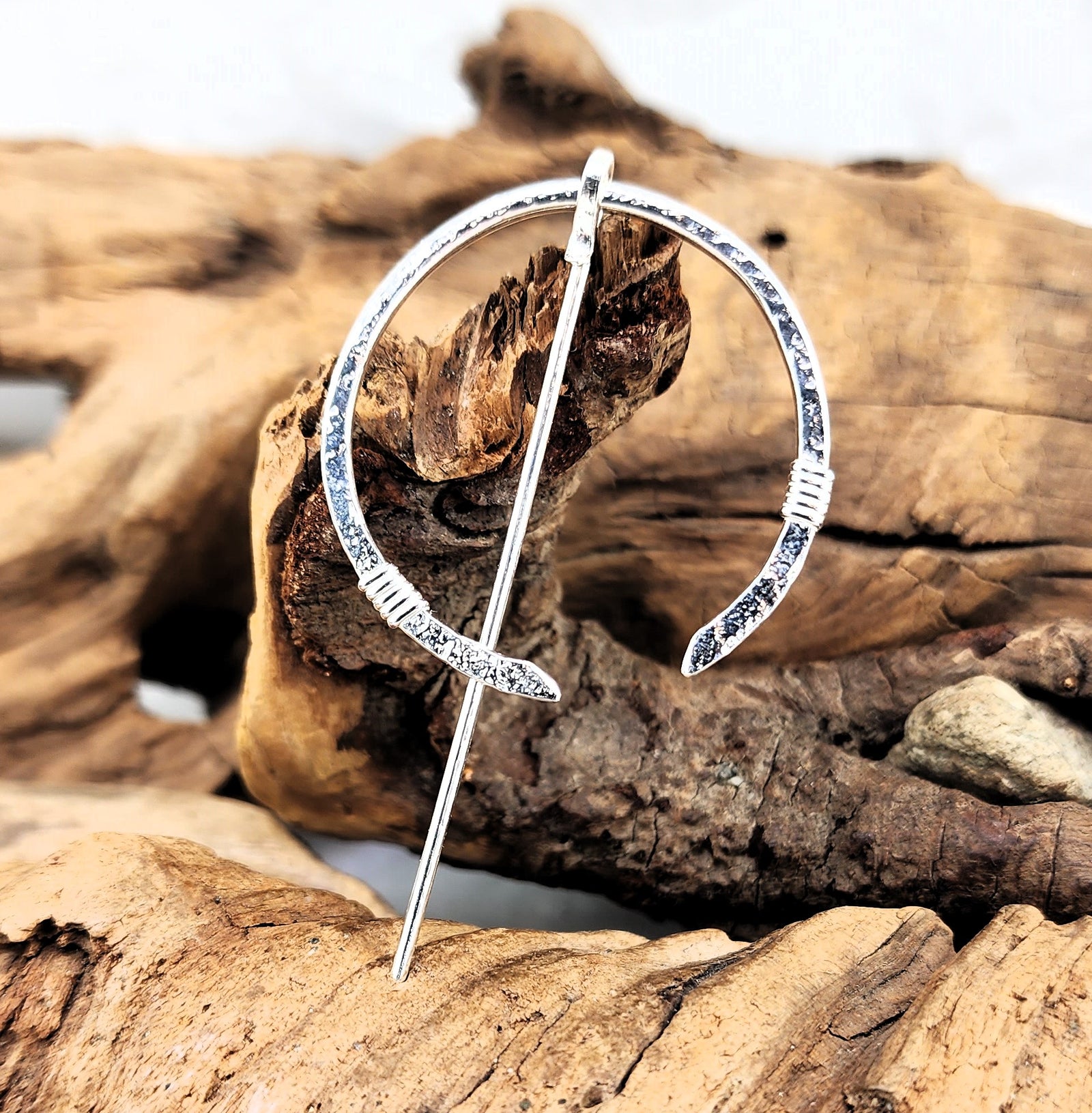Penannular Shawl Pin - Silver