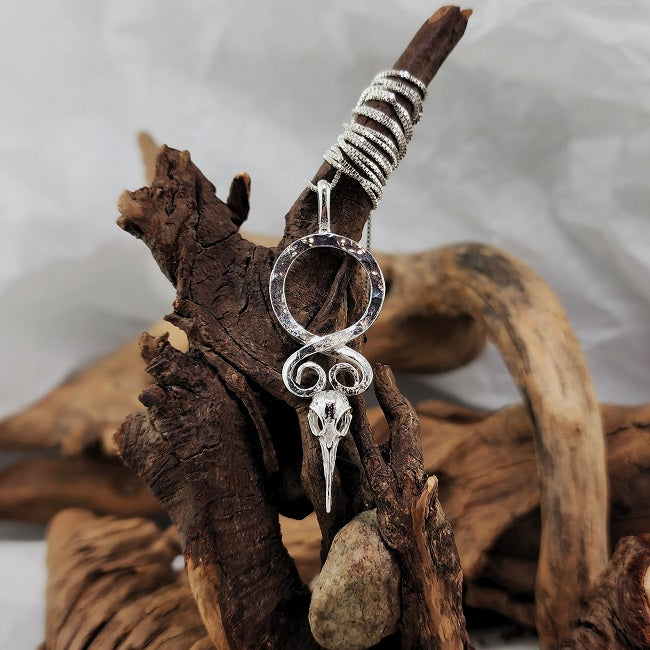 Hummingbird Skull Troll Cross - Heavy