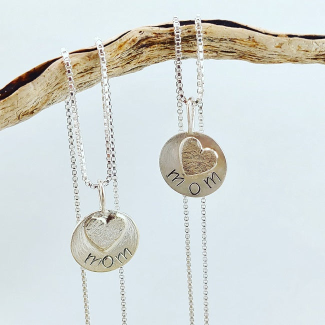 Mom disc/heart pendants