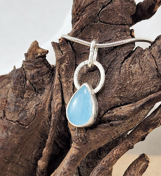 Aquamarine teardrop pendant