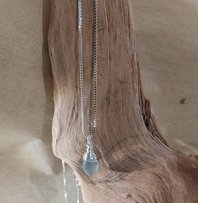 Aquamarine wrapped pendant