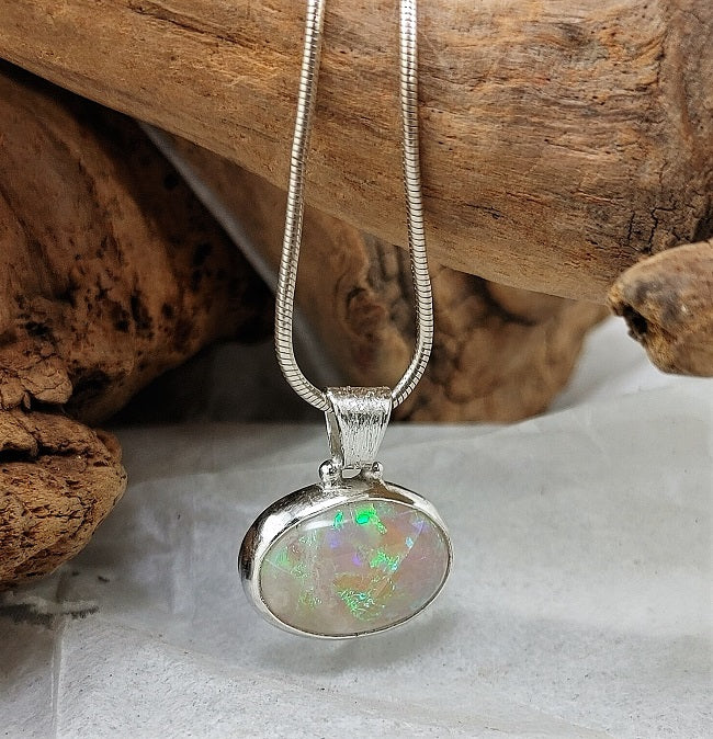 Australian Opal pendant - solid 4.9 carat