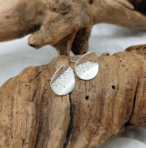 Curved textured silver disc studs - 12 mm