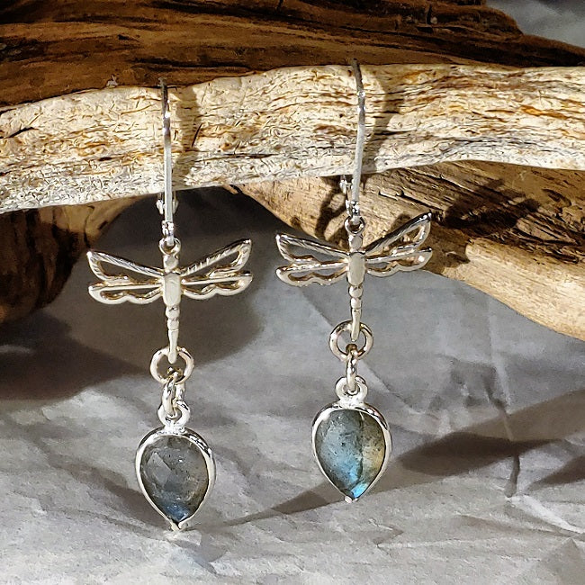 Dragonfly earrings with faceted Labradorite