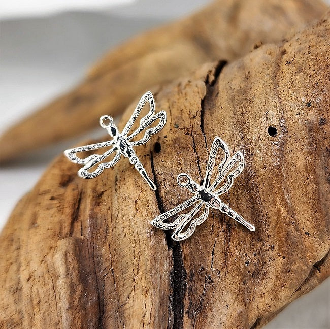 Dragonfly studs - silver