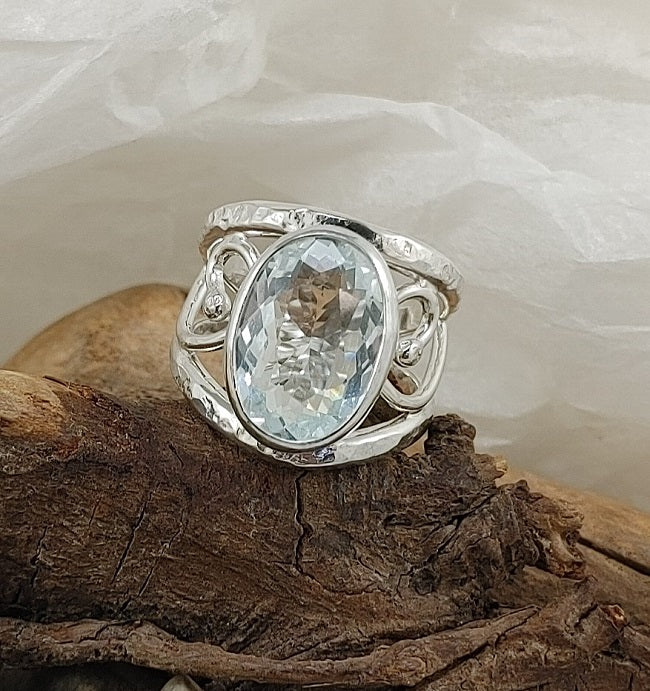 Kunzite filigree ring - blue