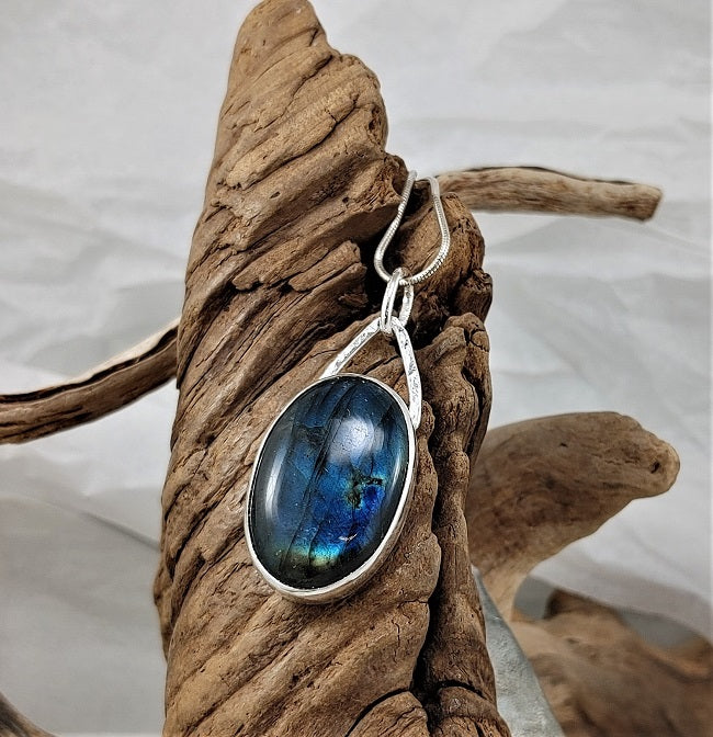 Labradorite oval pendant - 1.75 inch