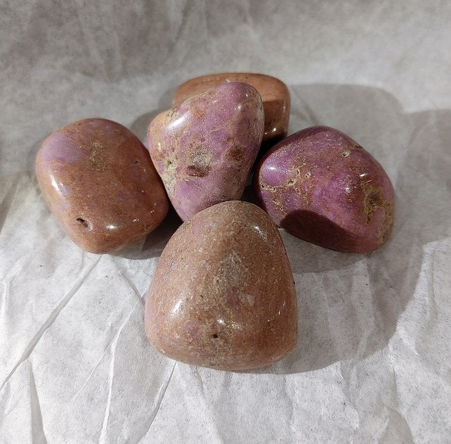 Phosphosiderite (Orchid stone)