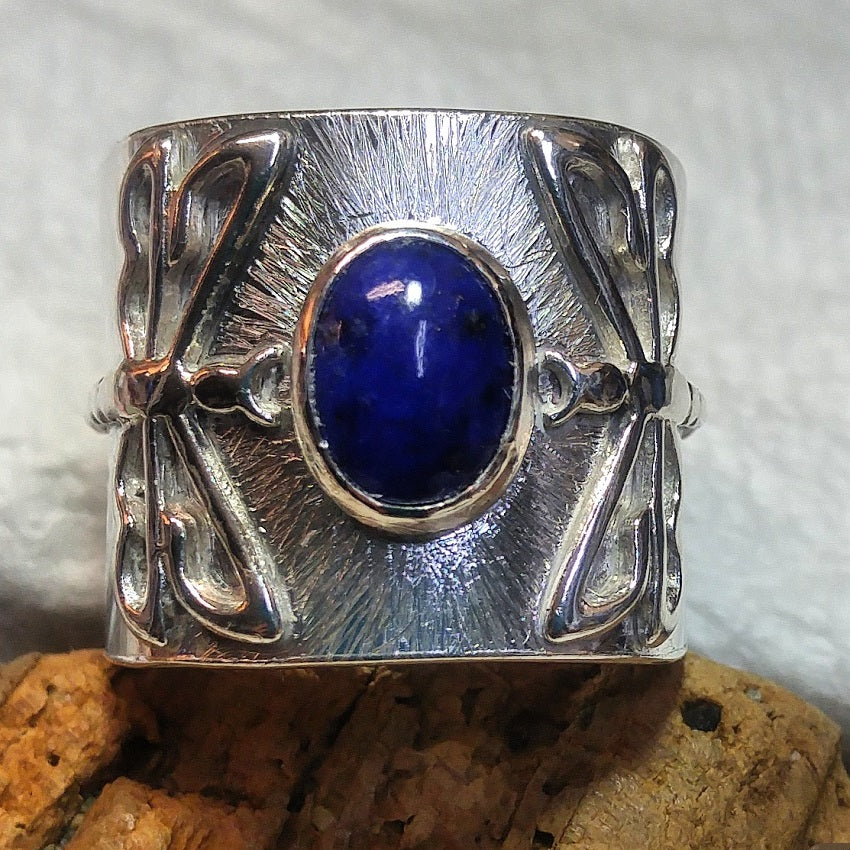 Wide band double dragonfly ring with 9 x 7mm Lapis Lazuli